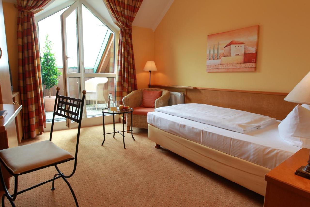 Thermenhotel Viktoria Бад Грисбах Екстериор снимка