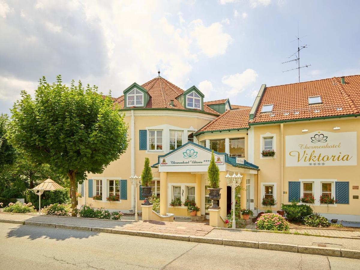 Thermenhotel Viktoria Бад Грисбах Екстериор снимка